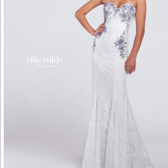 Prom Dress - Picture 1 of 3